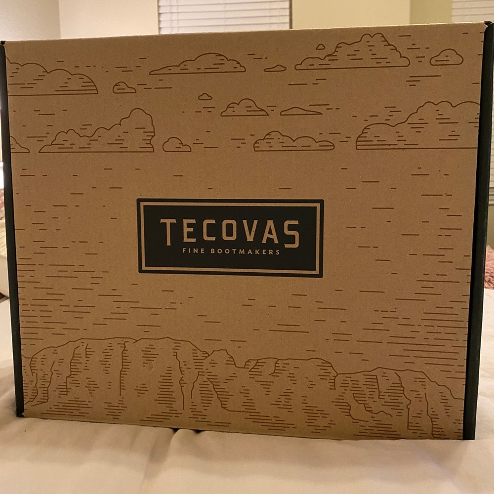 Boots - Picture 4 of 4